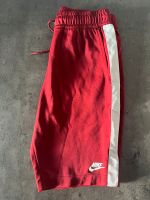Nike Shorts in rot - Gr. S Niedersachsen - Braunschweig Vorschau