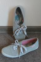 Hellgraue Stoffschuhe mit Schnürung in Größe 37 Niedersachsen - Brake (Unterweser) Vorschau