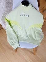 Nike Air tolles cropped Sweatshirt Gr S fast neu Sachsen - Strahwalde Vorschau