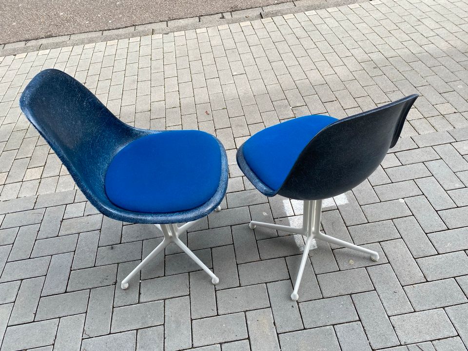 Herman Miller Eames Sidechair laFonda Fiberglas Blau Vitra in Bruchsal