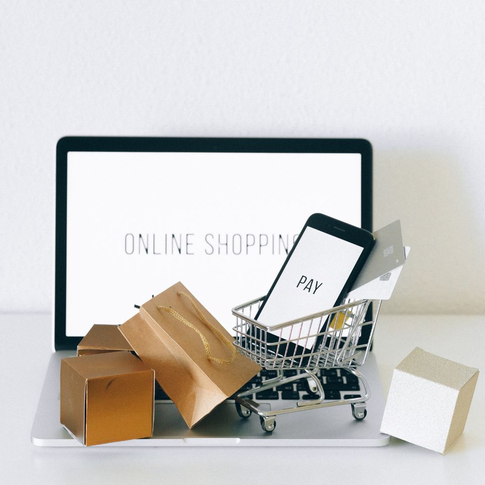 Online-Shop/ Shopify/Woo-commerce  ( professionell ) in Berlin