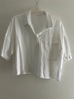Kurzes Crop Oberteil Bluse in weiß Oversize / XL / Sommer / kurz Hessen - Hünfeld Vorschau