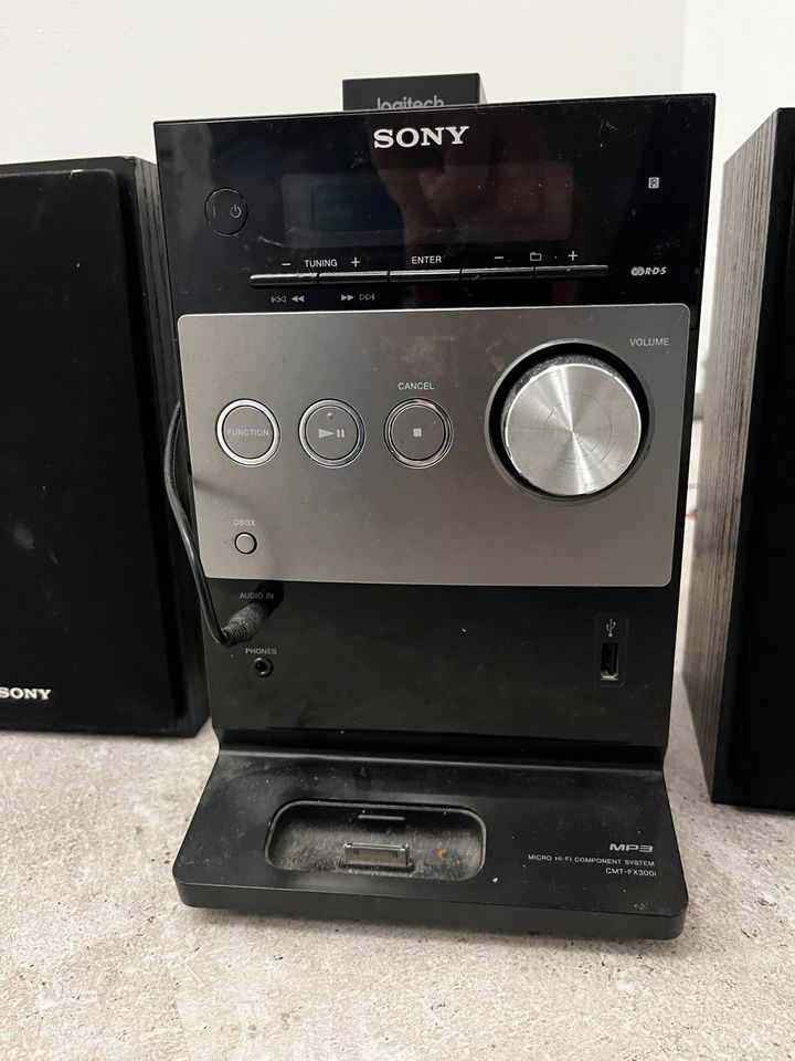 Sony Kompaktanlage mit CD und Bluetooth Modul in Aindling