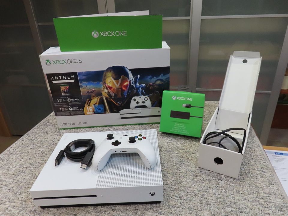 X.Box ONE S 1TB plus ein Controller und TV Tuner+4Spiele in Sachsen-Anhalt  - Braunsbedra | X-Box Konsole gebraucht kaufen | eBay Kleinanzeigen ist  jetzt Kleinanzeigen