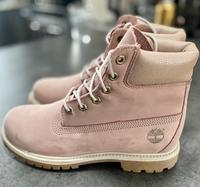 Rosa Timberland-Boots Gr. 8,5/39,5 neu und ungetragen Frankfurt am Main - Bornheim Vorschau