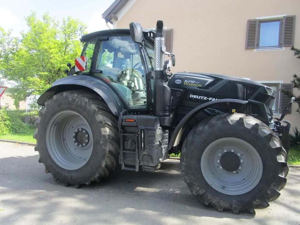 Deutz-Fahr 6210 Agrotron TTV Warrior in Bodenkirchen