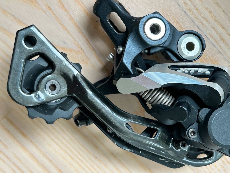 Shimano XTR RD-M986 Schaltwerk SGS in Löcknitz