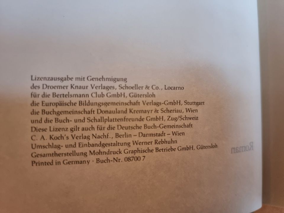 Roman: Hurra wir leben noch - J. M. Simmel in Struvenhütten