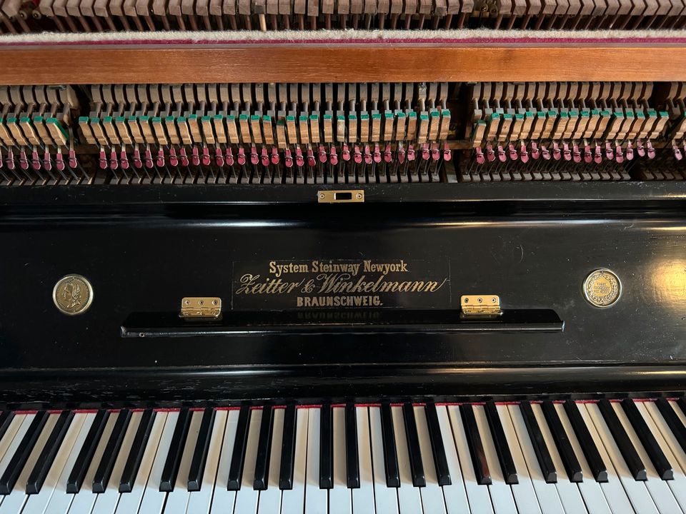 Klavier / Konzertklavier in Uelzen