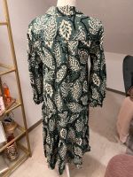 Midikleid Kleid Zara grün/florale Muster Bonn - Auerberg Vorschau