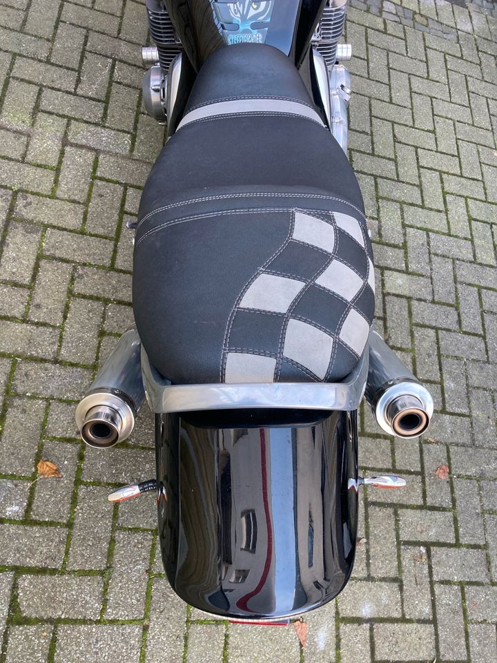 Kawasaki Zephyr 1100 Sitzbank TOP Zustand NEU bezogen + gepolster in Bochum