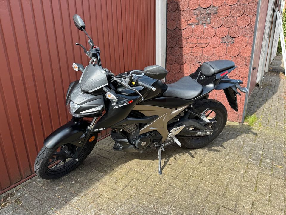 Suzuki A1*GSX-S 125*TÜV NEU in Buxtehude