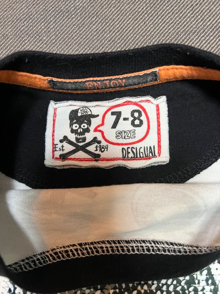 Desigual 7-9 langarm shirt Wendepailletten Skater neuwertig 1984 in Nürnberg (Mittelfr)