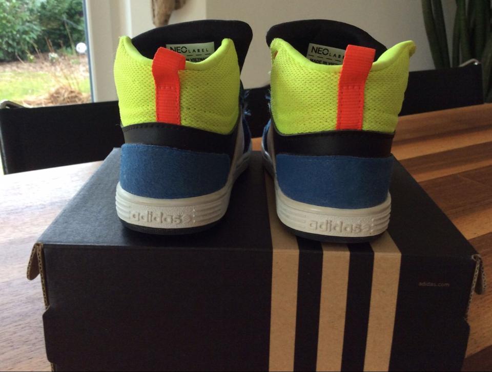 ZuckersuBe Adidas Neo Sneaker Turnschuhe Klett 22 w.Neu in Nordfriesland Risum Lindholm Gebrauchte Kinderschuhe GroBe 22 kaufen kleinanzeigen