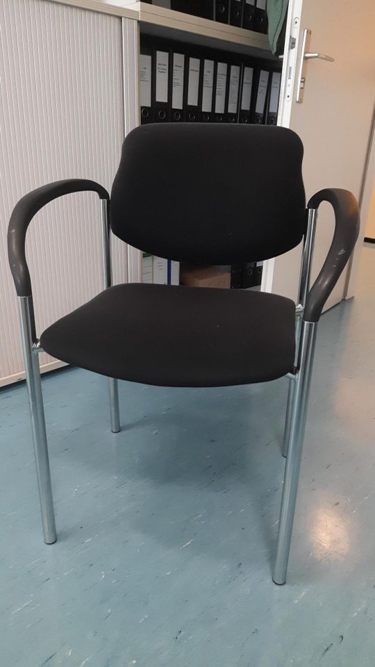 2 gepolsterte Stühle in Berlin