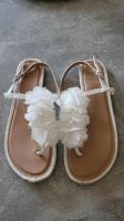 Hailys Sandalen weiß creme Blumen Flip Flops Baden-Württemberg - Eberbach Vorschau