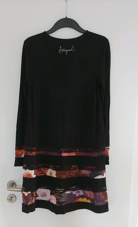 Desigual Damen Shirt Kleid schwarz Blumen Spitze Gr. 36 38 S M in Walsrode