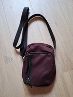 Tasche, Nike, leicht, bordeaux, wie NEU*** Hessen - Ehringshausen Vorschau