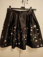 H&M Rock hochwertig schwarz satin Blumen Größe 40 Hessen - Wächtersbach Vorschau
