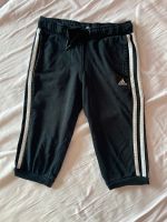 Adidas 3/4 Hose/Sporthose schwarz Größe 116 Niedersachsen - Börßum Vorschau