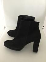 Paul Green Wildleder Stiefeletten Schwarz Reißverschluss Gr. 61/2 Baden-Württemberg - Heilbronn Vorschau