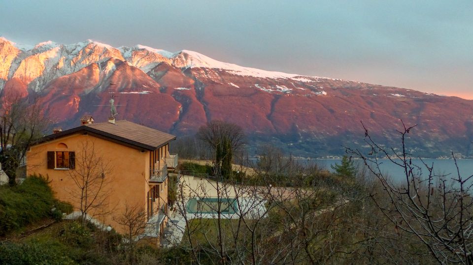 Frühbucherrabatt 10 %! Wohnung Gardasee, Seeblick, Pool, Wlan in Ölbronn-Dürrn