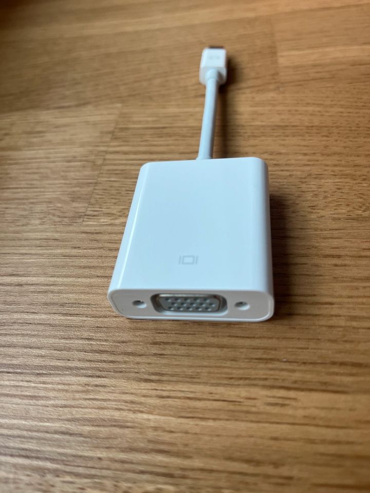 Apple Mini DisplayPort auf VGA Adapter A1307 in Berlin