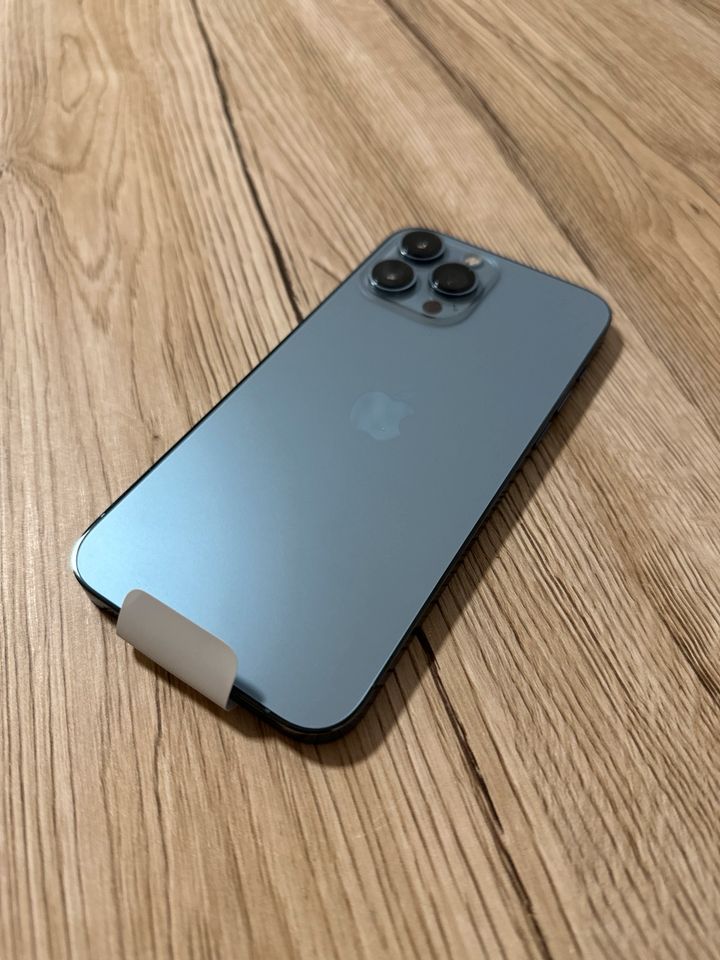 Apple iPhone 13 Pro Max 256GB in Blau Aussteller in Recklinghausen