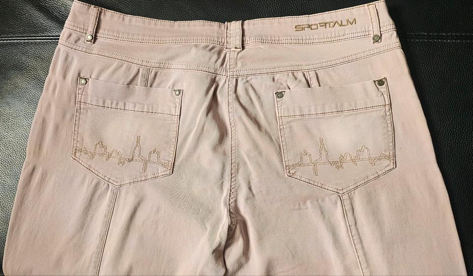 Neue ungetragene Sportalm Hose in Flieder/Rose in Größe 48 in Großhansdorf