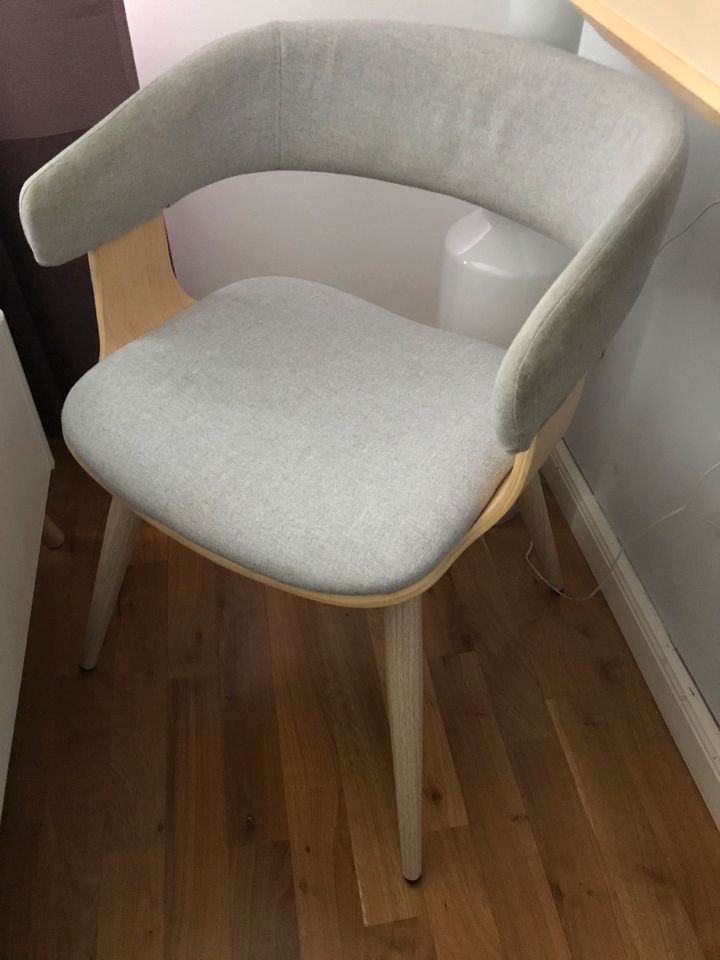 Stuhl zu verkaufen in Leipzig