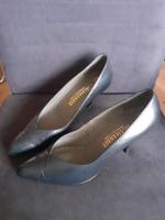 Pumps dunkelblau 6 1/2  Salamander Vintage Nordrhein-Westfalen - Meschede Vorschau