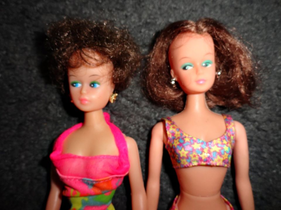 2 Vintage Barbie Clone Mode Puppen 60er Jahre Rar in Potsdam