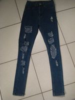 Skinny Jeans Hose SHEIN Gr. XS blau mit Löchtern NEUWERTIG Nordrhein-Westfalen - Reichshof Vorschau