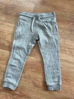 C&A Jogger Jogginghose Hose grau Gr. 98 wie neu Baden-Württemberg - Esslingen Vorschau