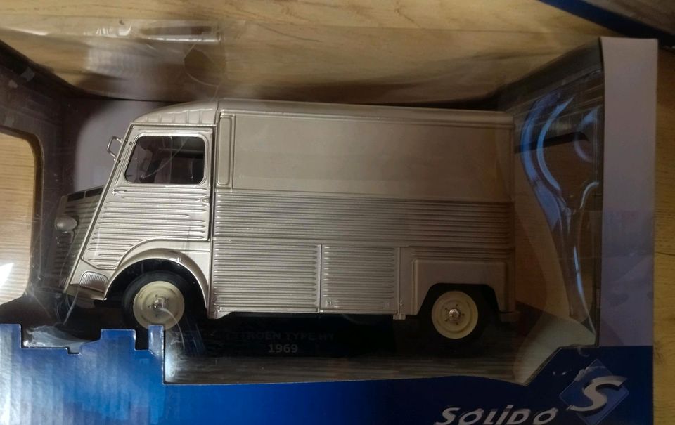 Citroen Type Hy 1979 Gris Metal Solido 1:18 in Pfarrkirchen