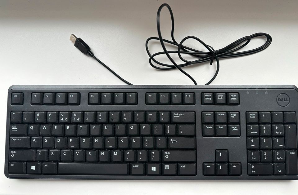 Dell Tastatur KB212-B QuietKey, QWERTY, USB, Neu in München