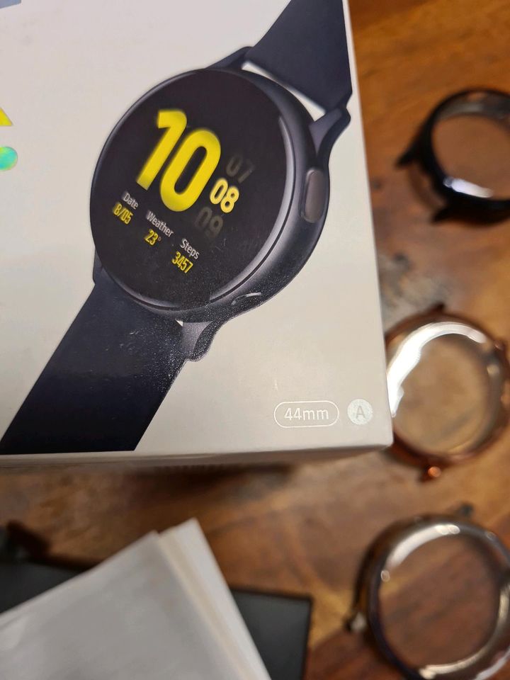 Samsung Galaxy Watch Active 2 44mm in Berlin