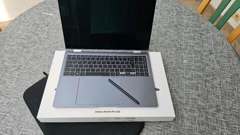 Samsung Galaxy Book 4 Pro 360 I7 Ultra 16" / 2Tb Laptop in Schlierbach