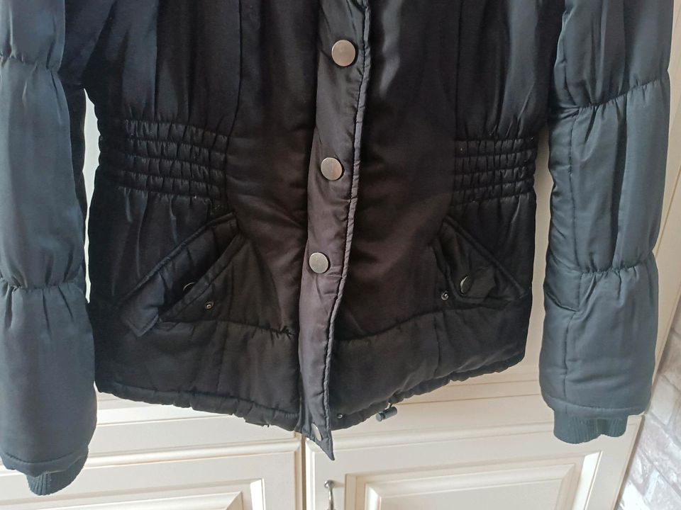 Vero Moda Damen Übergangs-Jacke große L in Hanau