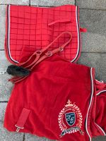 Reitsportpaket Schabracke Abschwitzdecke rot Pony Hessen - Oberursel (Taunus) Vorschau