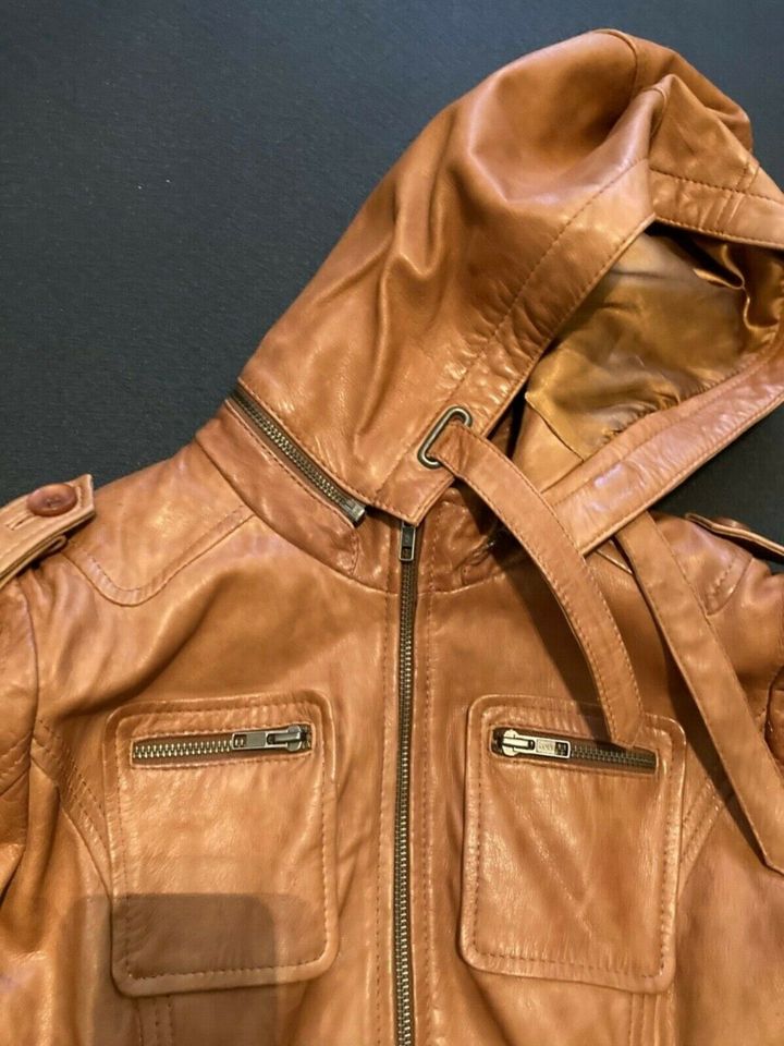 Lederjacke mit Kapuze, Größe 38, Damen, Reverso in Köln