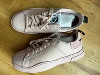 Diesel Leder Sneaker Größe 39 rosé Neu Rostock - Stadtmitte Vorschau