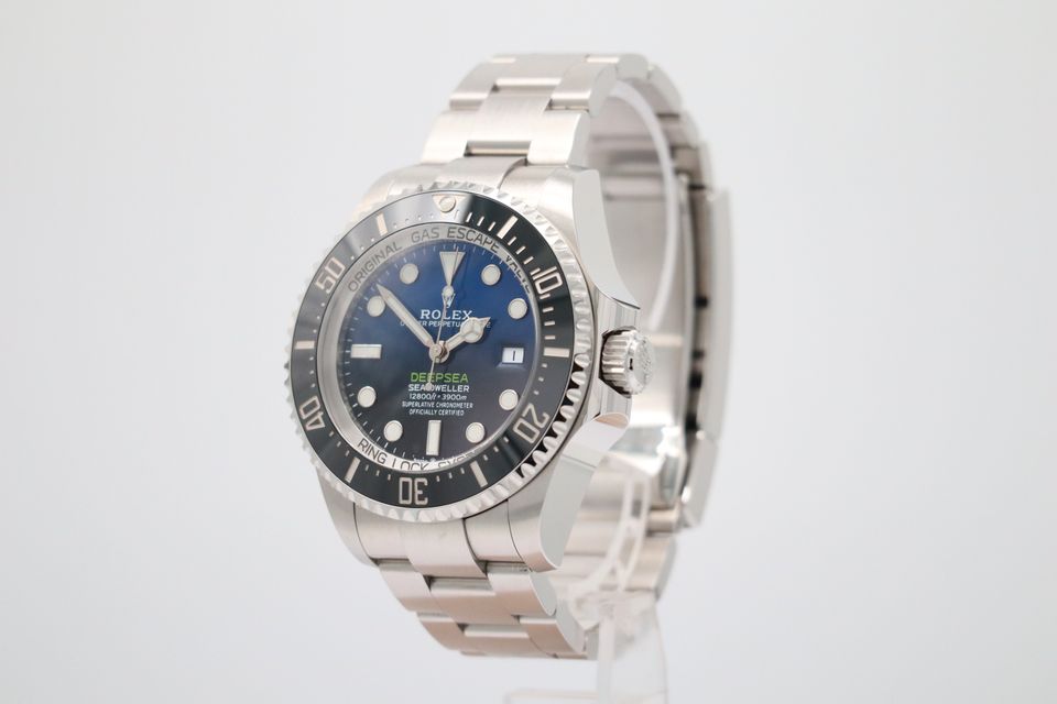 Rolex Sea-Dweller Deepsea 44mm Automatik Herrenuhr 126660 Box + o in Düsseldorf