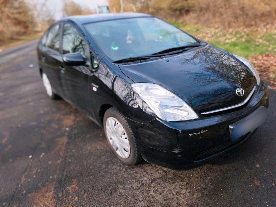 Toyota Prius 1.5 Hybrid. in Fulda