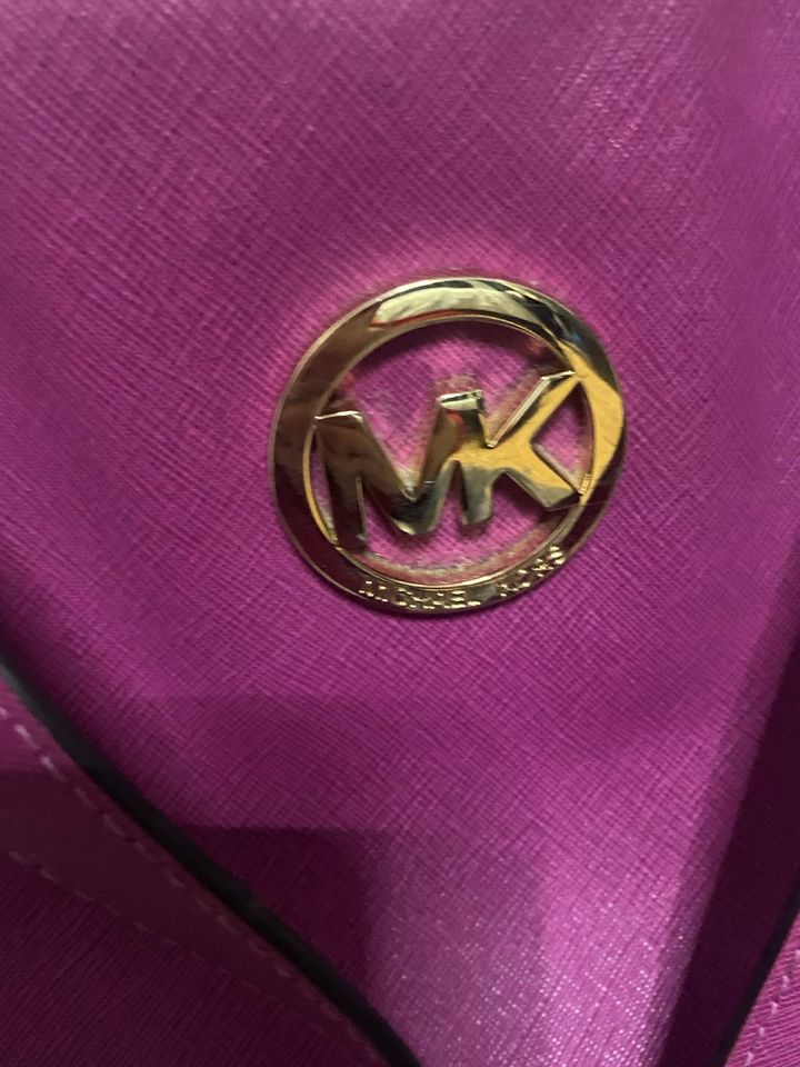 Michael Kors Handtasche Fuchsia in Mannheim