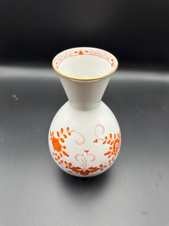 tolle große Meissen Vase indisch purpur in top Zustand in Aschersleben