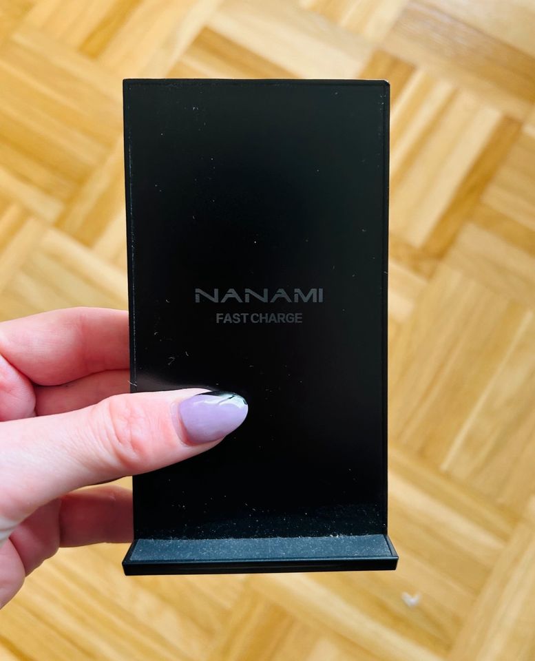 Nanami Fast Charger Ladegerät Handy in Essen