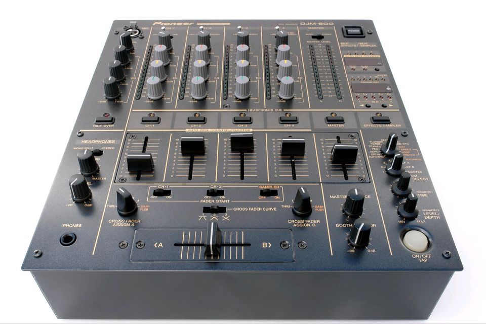 Miete / Verleih Mischpult Pioneer DJM 600 Mixer in Wehr