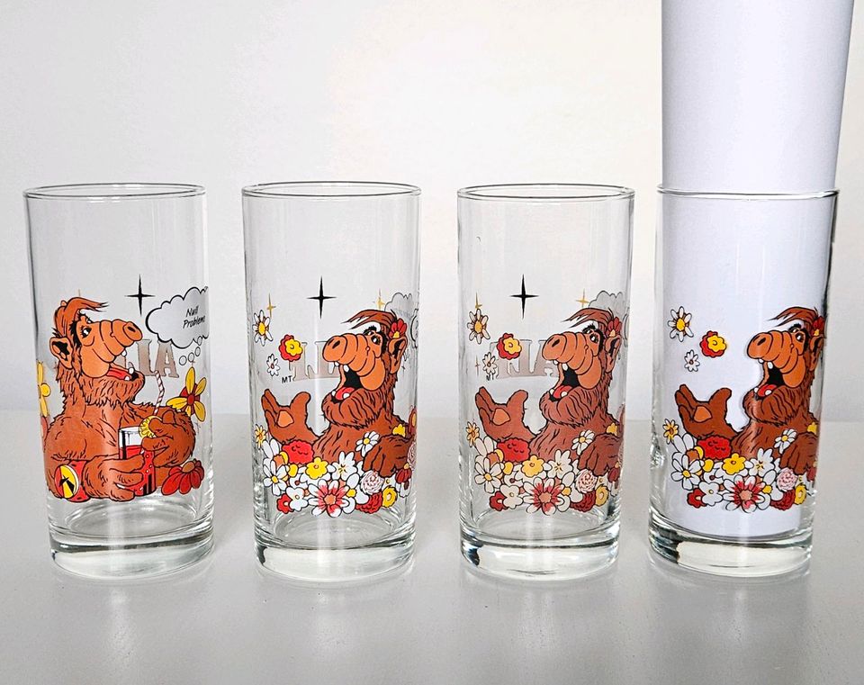 4x ALF die Serie Glas Gläser 1988 "Null Problemo" Sammeltassen in Frankfurt am Main