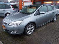 Opel Astra J Lim. 5-trg. Edition WENIG KM TÜV NEU Schleswig-Holstein - Lübeck Vorschau